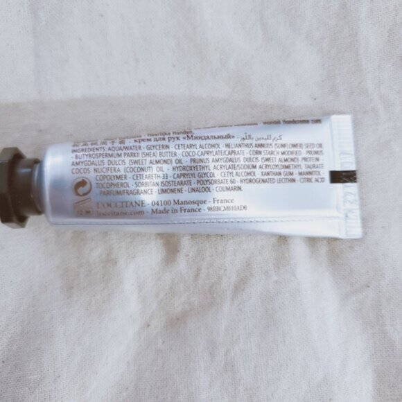 L'Occitane en Provence Mini Sample Pack Self Care Kit - Picture 4 of 10